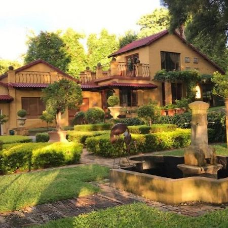 The Tuscan Garden Ньюкасл Екстер'єр фото
